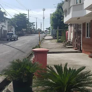 unit-2-private-apartment-roseau.comcaribbean.com/
